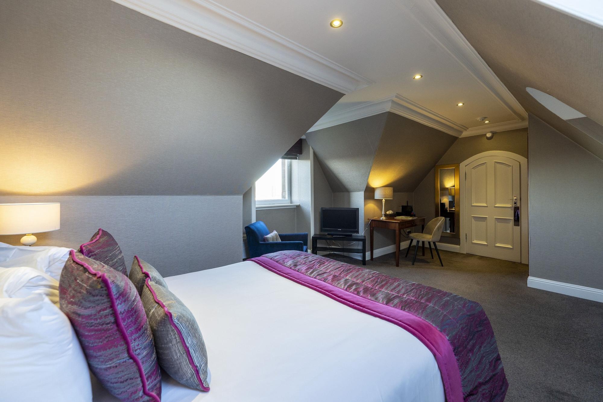 Отель Sherbrooke Castle 4*