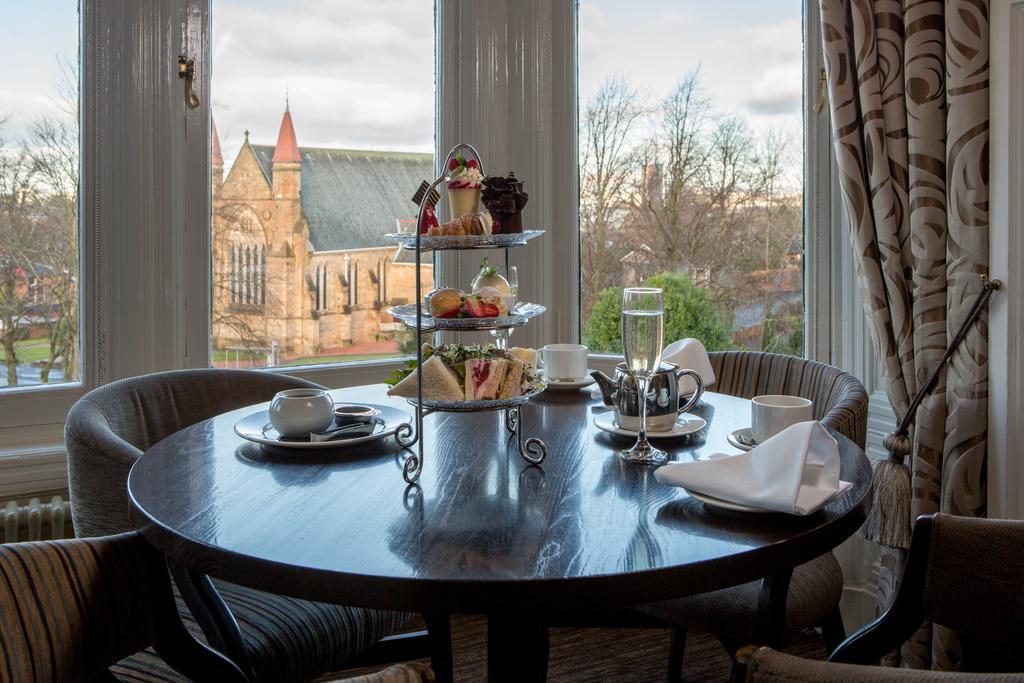 Отель Sherbrooke Castle 4*