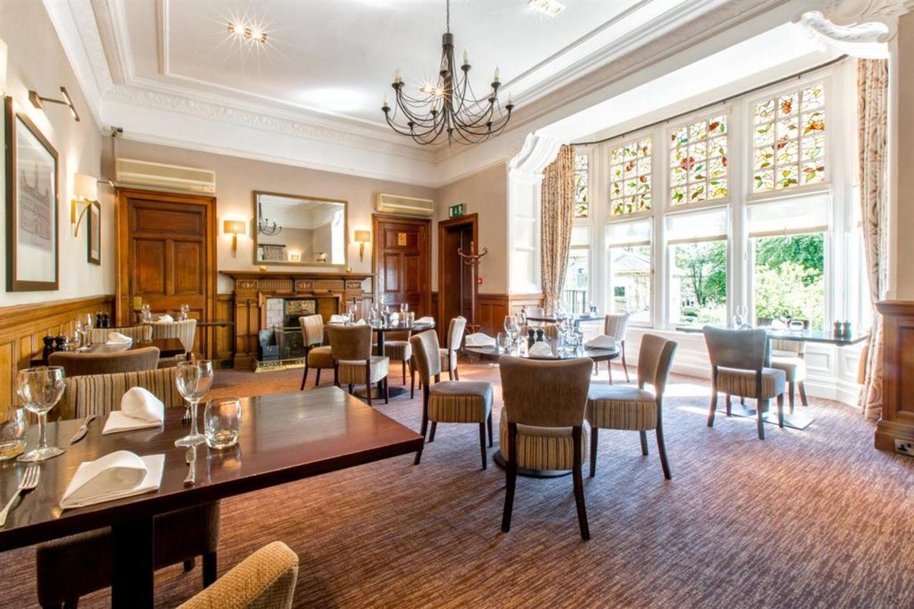 Sherbrooke Castle 4* Глазго